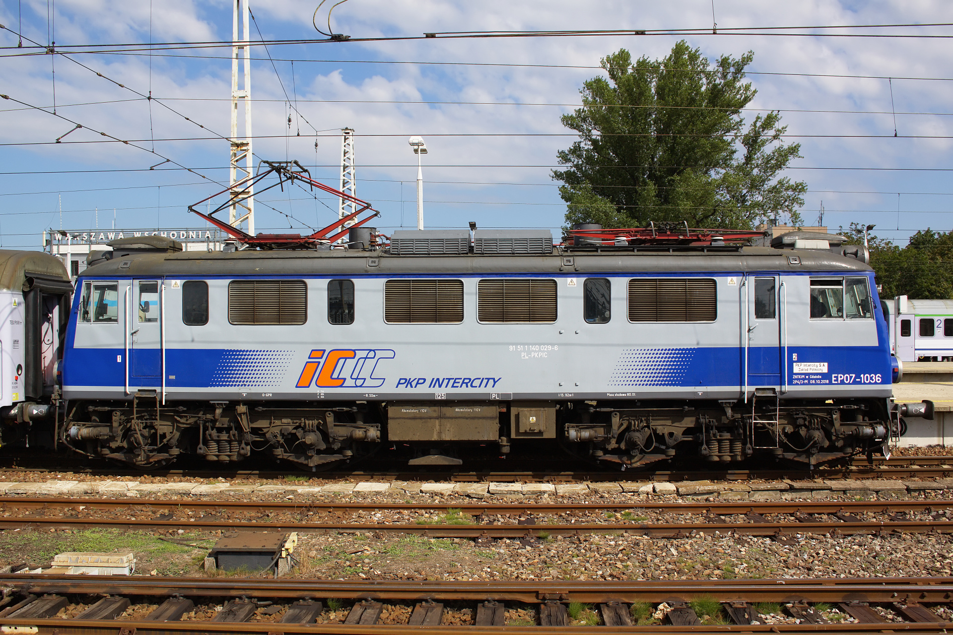 EP07-1036 (Vehicles » Trains and Locomotives » Pafawag 4E)