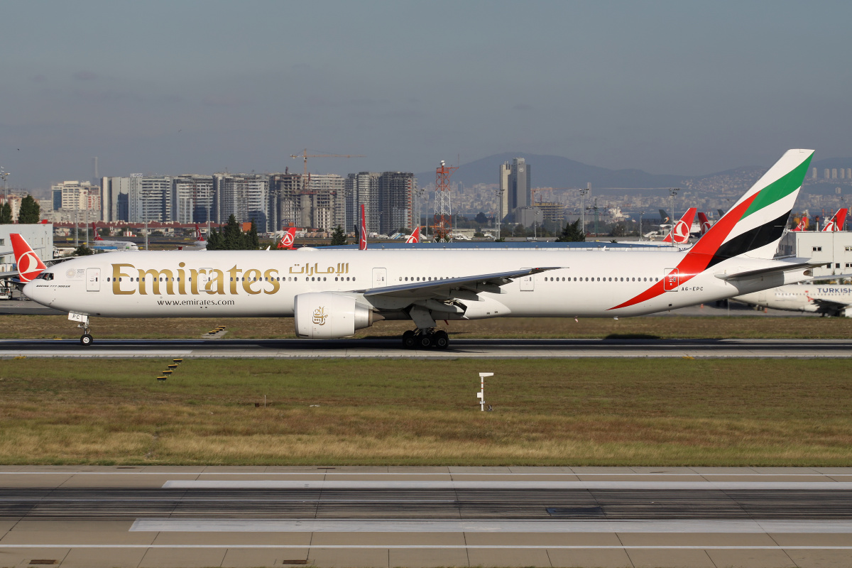 A6-EPC, Emirates ("EXPO 2020 Dubai" sticker) (Aircraft » Istanbul Atatürk Airport » Boeing 777-300ER)