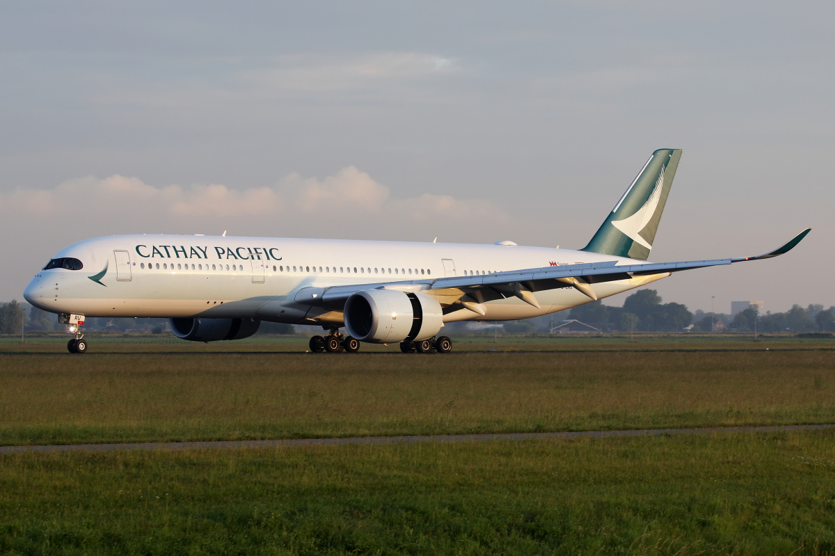 B-LRU, Cathay Pacific (Samoloty » Spotting na Schiphol » Airbus A350-900)