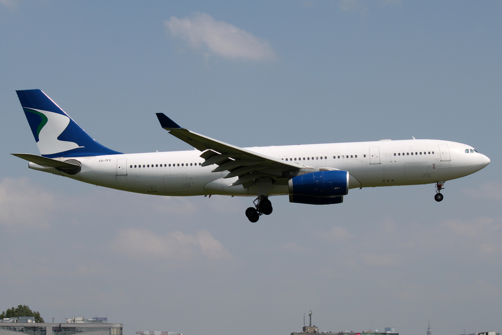 CS-TFZ (Aircraft » EPWA Spotting » Airbus A330-200 » Hi Fly)