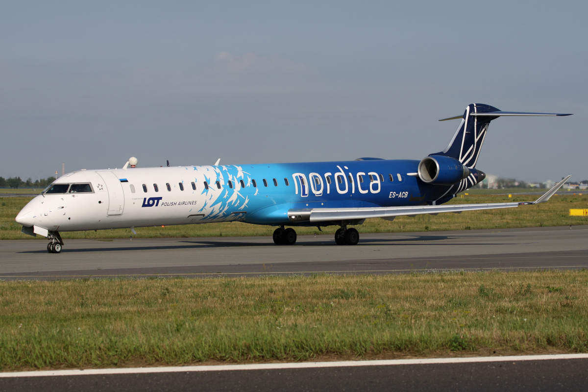 ES-ACB (Polskie Linie Lotnicze LOT) (Samoloty » Spotting na EPWA » Mitsubishi Regional Jet » CRJ-900 » Nordica)