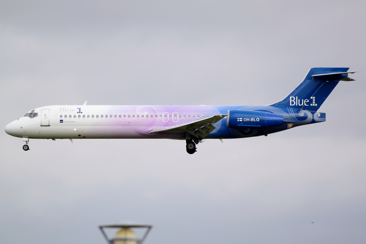 Boeing 717, OH-BLQ, Blue1