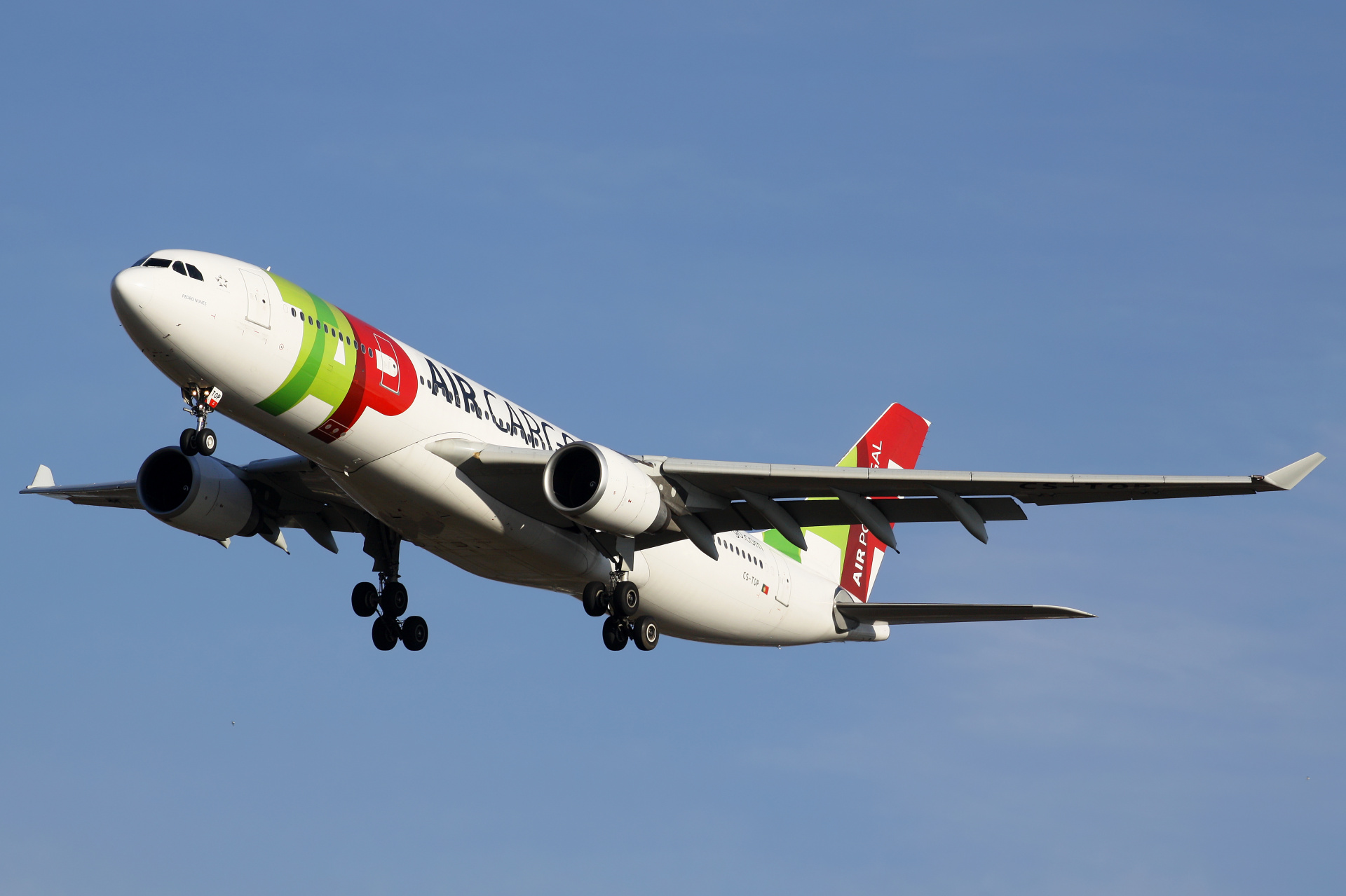 CS-TOP, TAP Air Cargo (Samoloty » Spotting na EPWA » Airbus A330-200 » TAP Air Portugal)