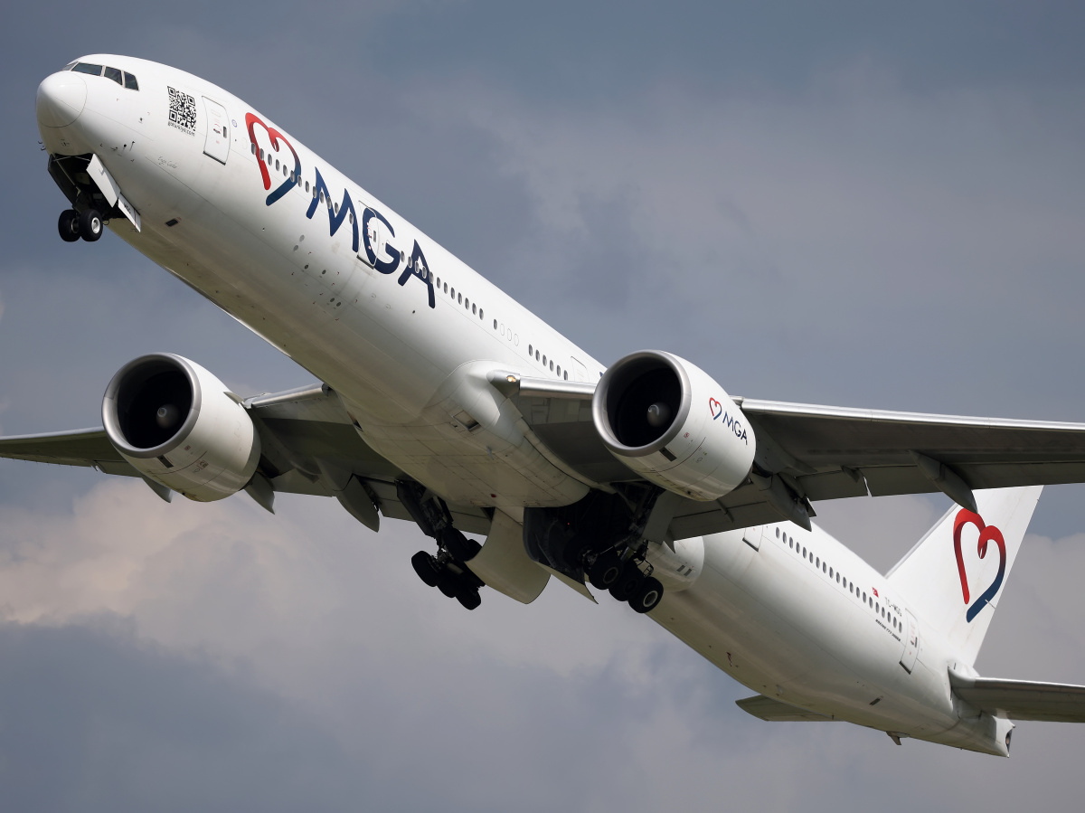 TC-MGG (full livery)