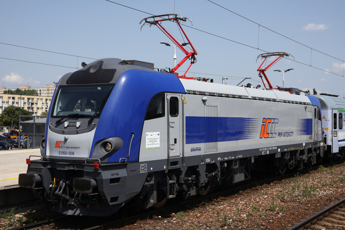 E4DCU EU160-006 (Pojazdy » Pociągi i lokomotywy » Newag Griffin)