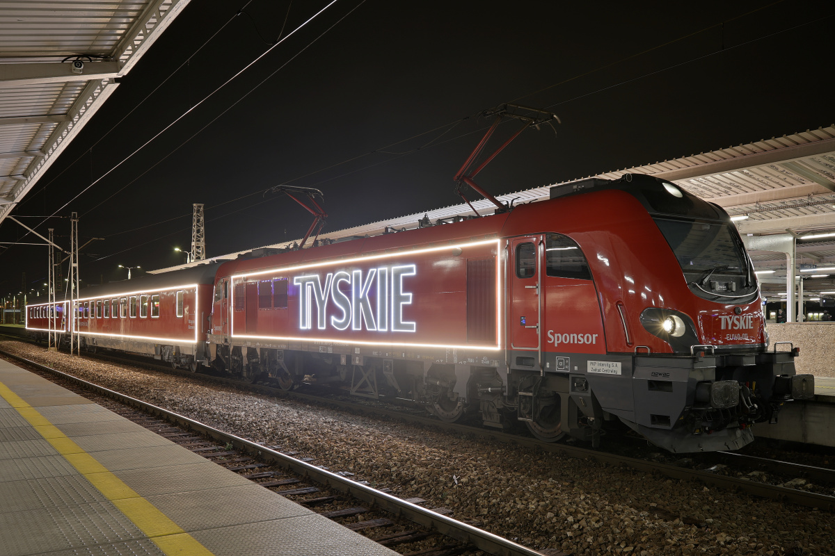 E4DCU EU160-011 (Tyskie wrap) (Vehicles » Trains and Locomotives » Newag Griffin)