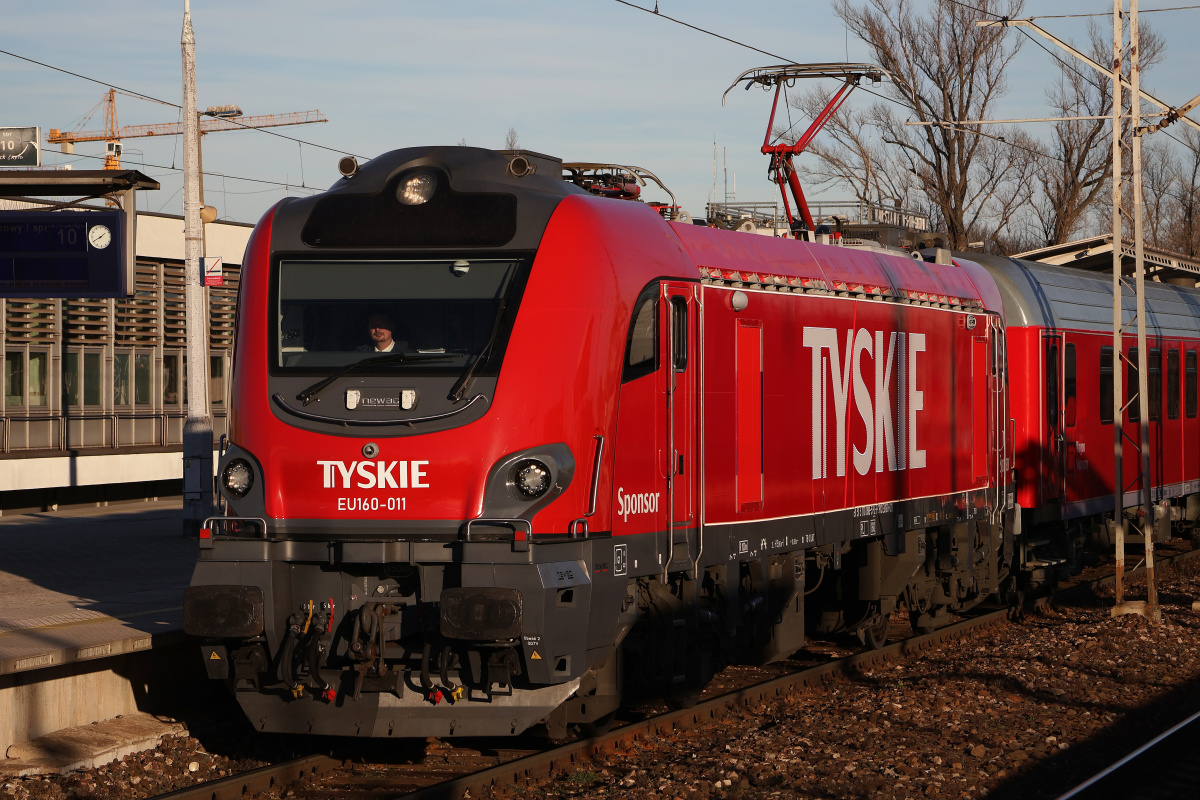 E4DCU EU160-011 (Tyskie wrap)