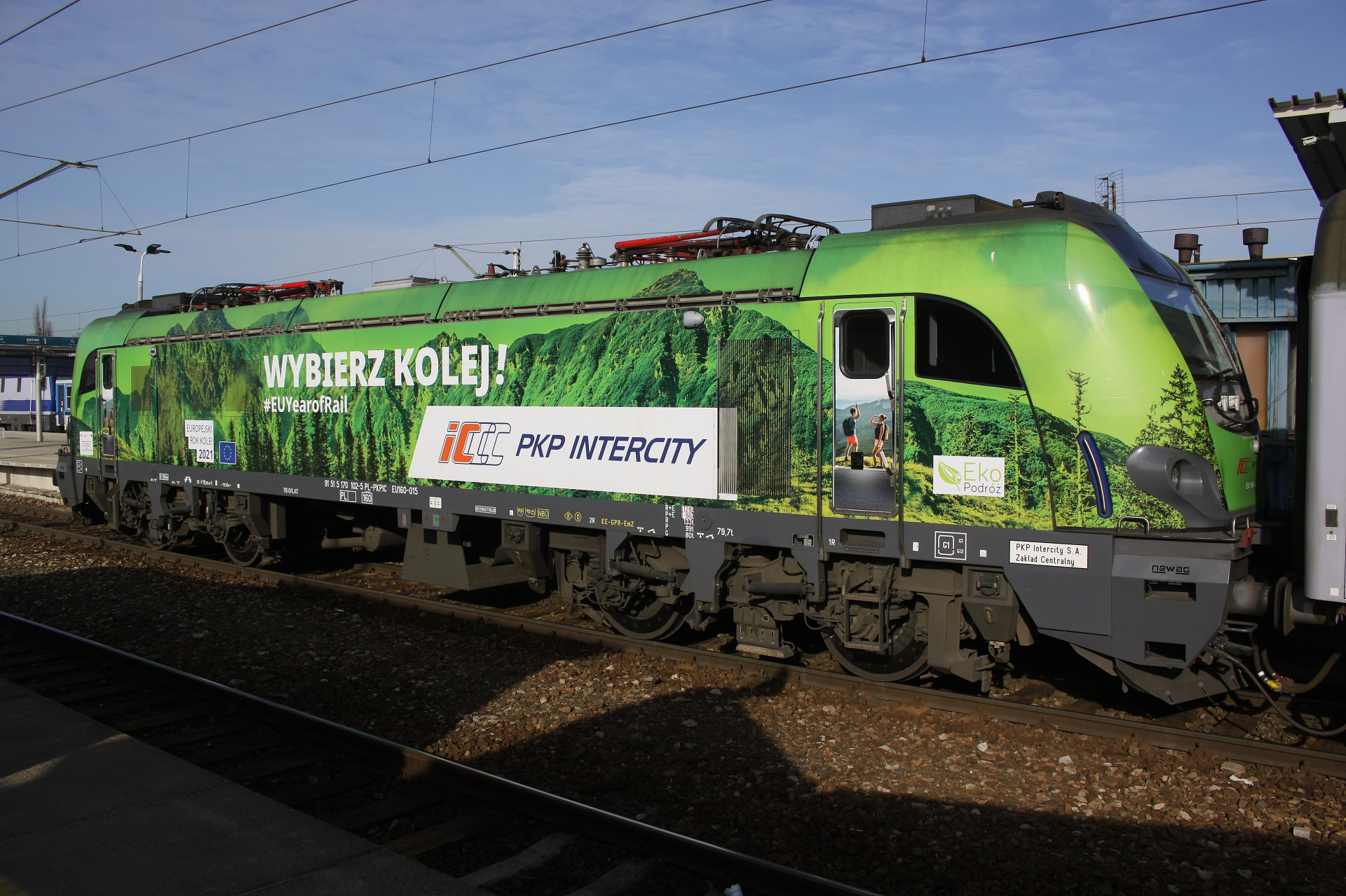 E4DCU EU160-015 (European Year of the Rail 2021 livery) (Vehicles » Trains and Locomotives » Newag Griffin)