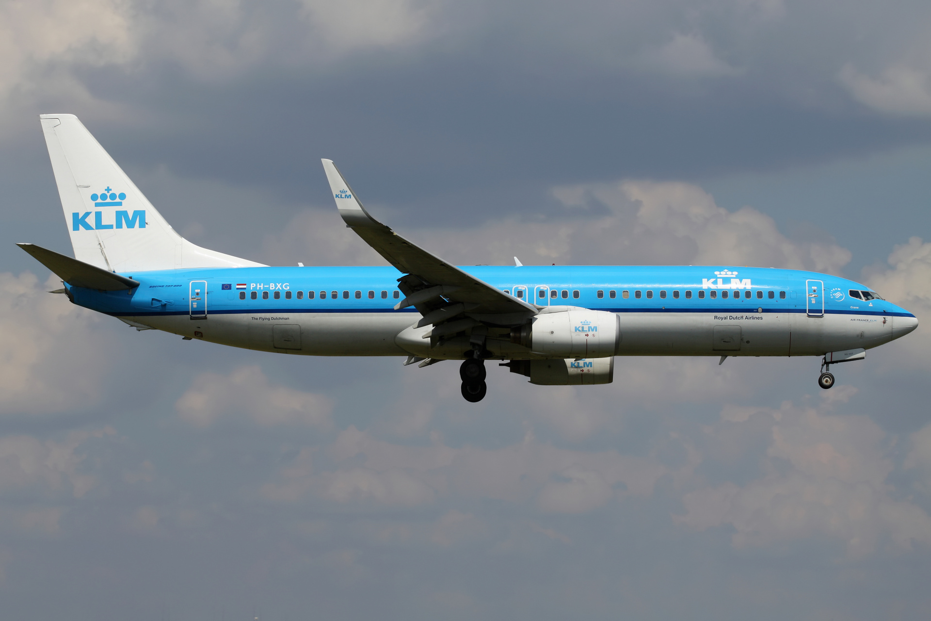 PH-BXG (Aircraft » EPWA Spotting » Boeing 737-800 » KLM Royal Dutch Airlines)