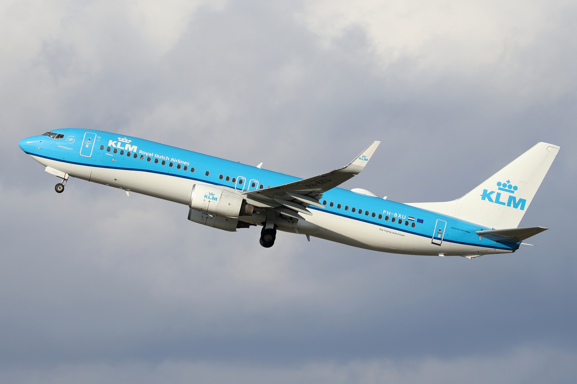 PH-BXU (Aircraft » EPWA Spotting » Boeing 737-800 » KLM Royal Dutch Airlines)