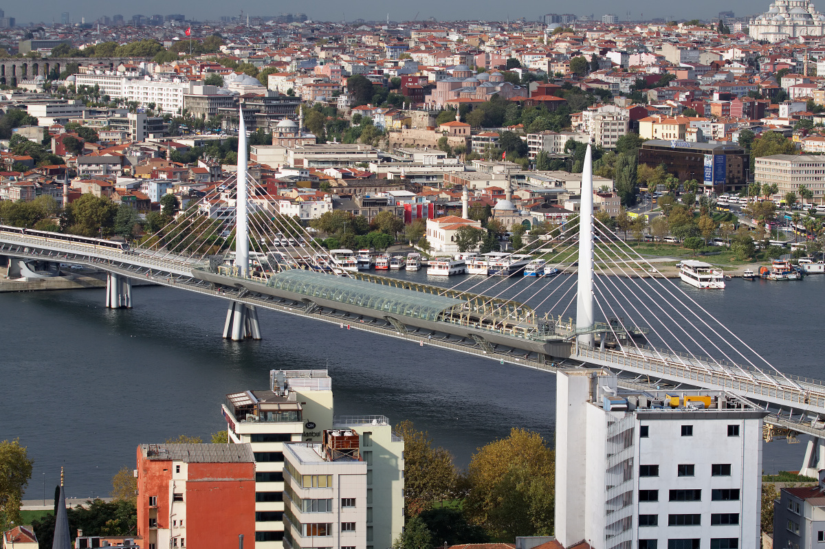 Most Metra Złotego Rogu z Wieży Galata (Podróże » Stambuł)