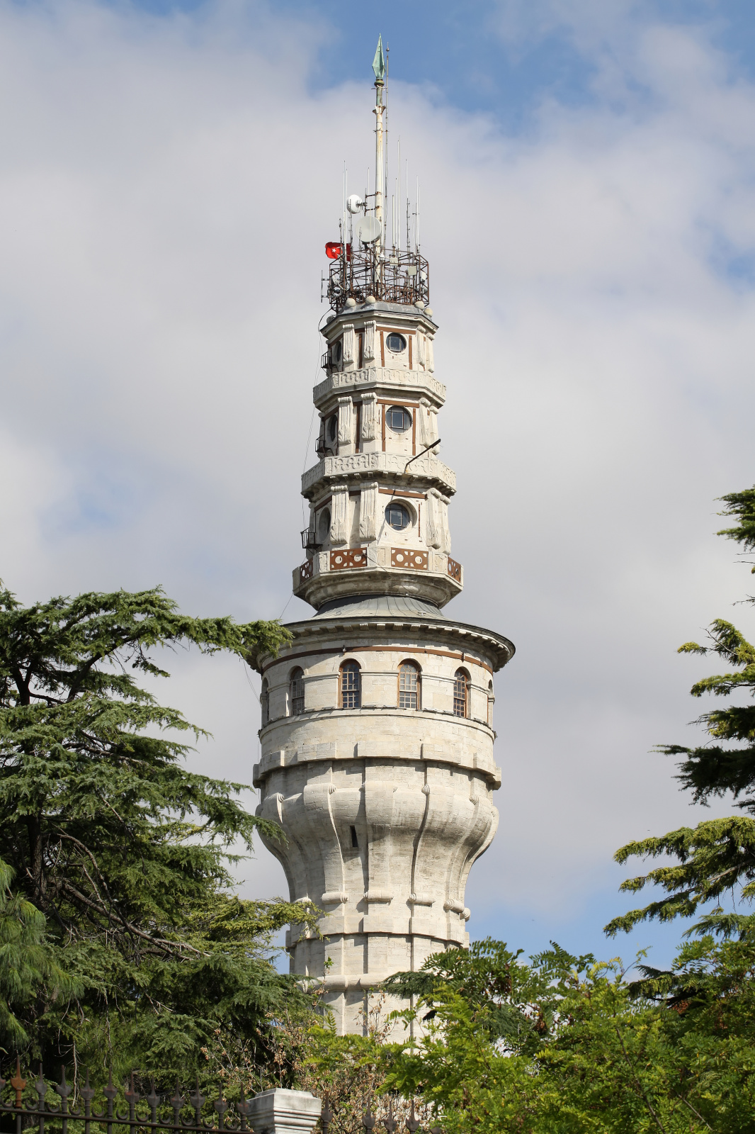 Beyazit Tower (Travels » Istanbul)