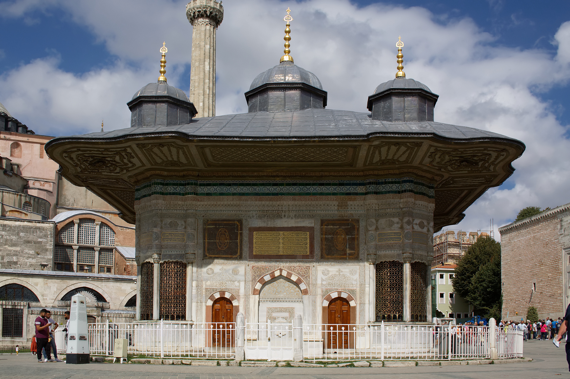 Fountain of Sultan Ahmed III (Travels » Istanbul)