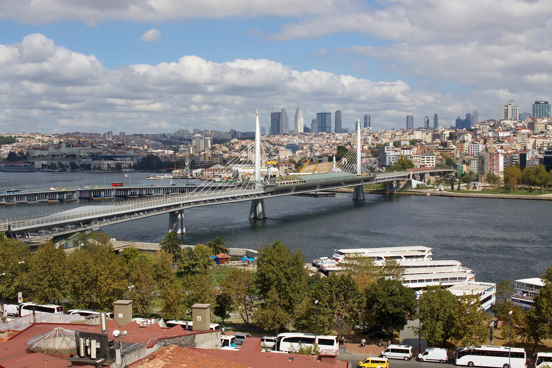 Most Metra Złotego Rogu (Podróże » Stambuł)