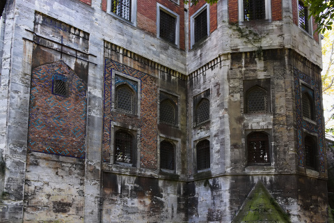 Outside Topkapi Palace Harem