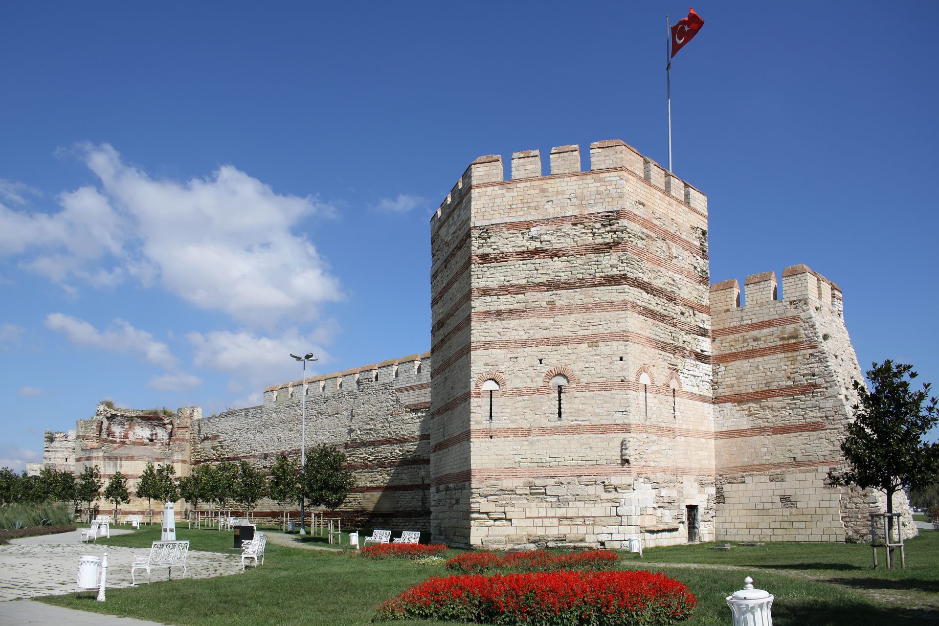 Walls of Constantinopole (Travels » Istanbul)