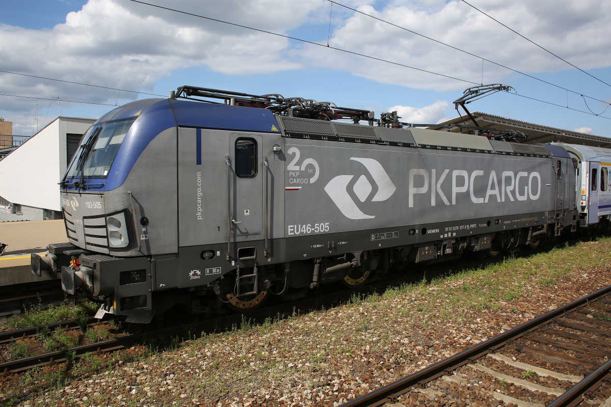 X4-E-Loco-AB Vectron MS EU46-505 193-505 ("20 years of PKP Cargo" sticker)