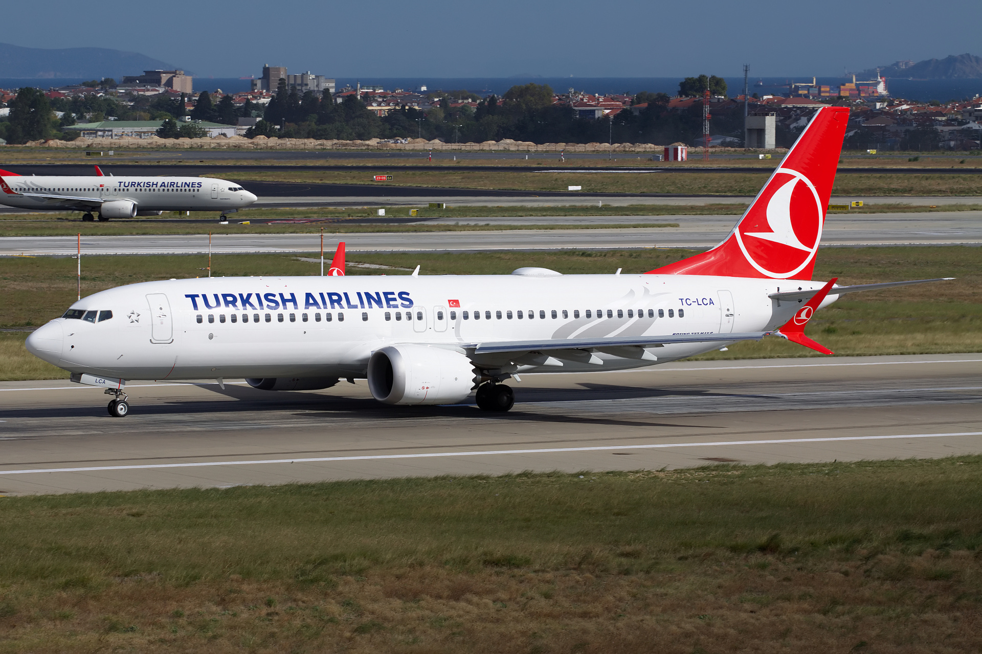 TC-LCA, THY Turkish Airlines (Samoloty » Port Lotniczy im. Atatürka w Stambule » Boeing 737-8 MAX)