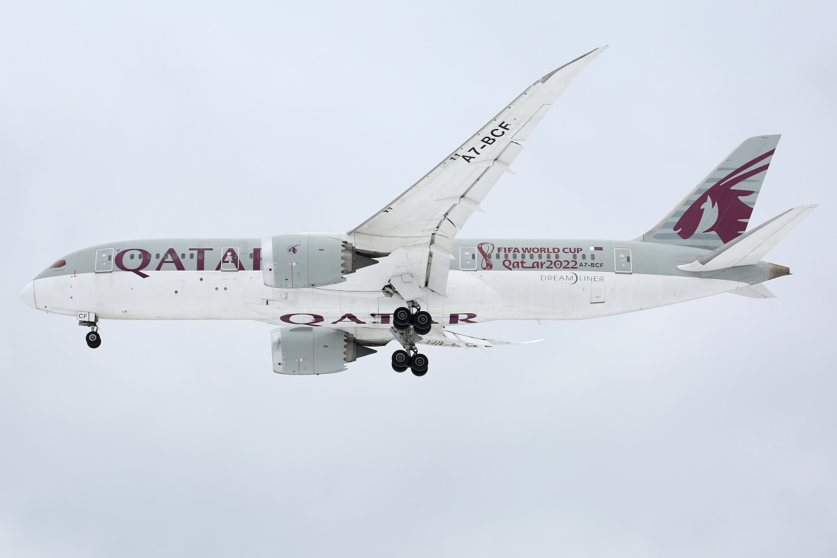 A7-BCF ("FIFA World Cup Qatar 2022" livery) (Aircraft » EPWA Spotting » Boeing 787-8 Dreamliner » Qatar Airways)