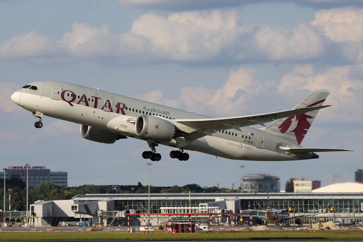 A7-BCG (Samoloty » Spotting na EPWA » Boeing 787-8 Dreamliner » Qatar Airways)