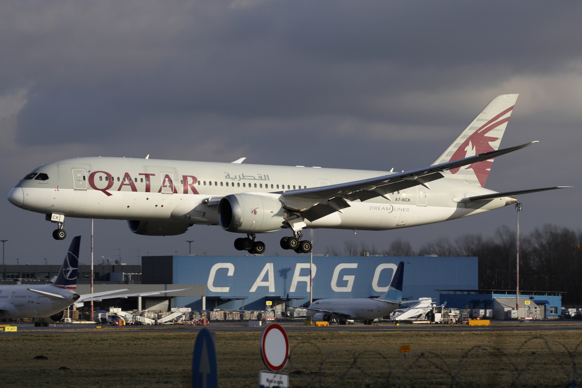 A7-BCK (Aircraft » EPWA Spotting » Boeing 787-8 Dreamliner » Qatar Airways)