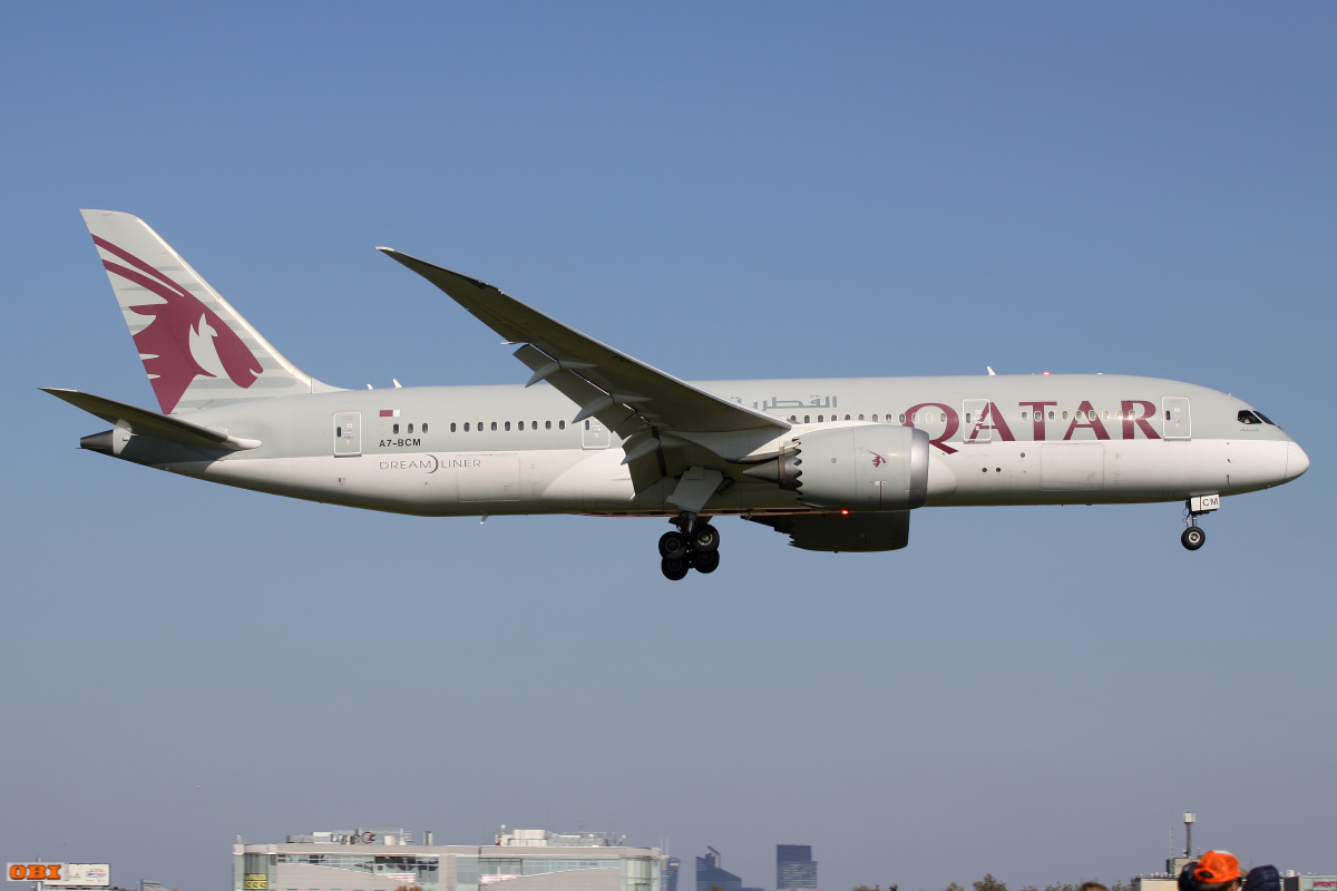 A7-BCM (Samoloty » Spotting na EPWA » Boeing 787-8 Dreamliner » Qatar Airways)