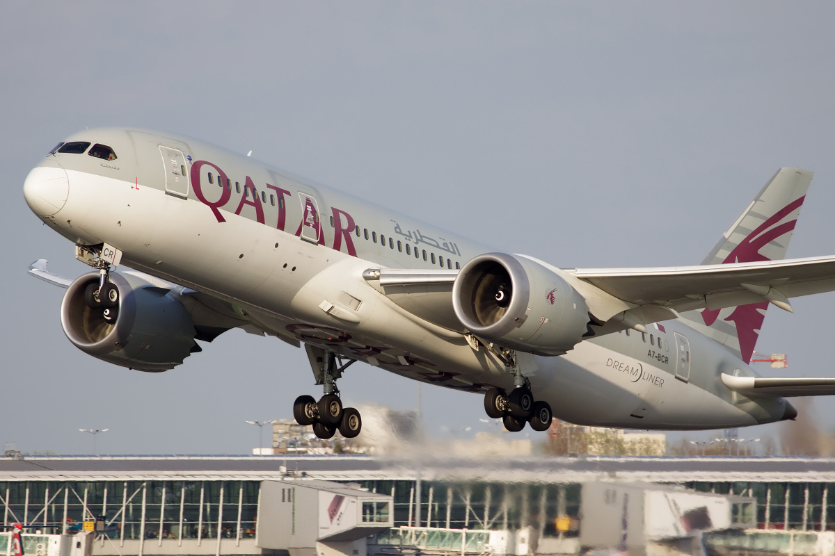 A7-BCR (Aircraft » EPWA Spotting » Boeing 787-8 Dreamliner » Qatar Airways)