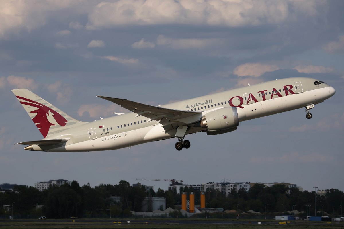 A7-BCU (Samoloty » Spotting na EPWA » Boeing 787-8 Dreamliner » Qatar Airways)