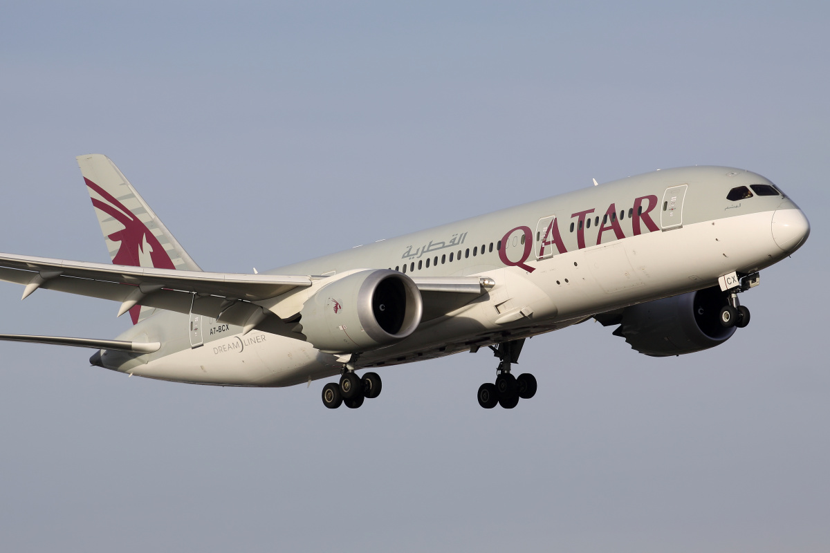 A7-BCX (Aircraft » EPWA Spotting » Boeing 787-8 Dreamliner » Qatar Airways)