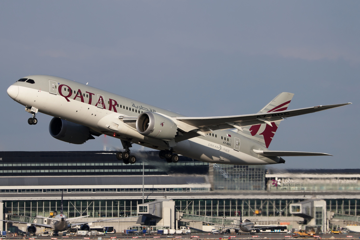 A7-BDC (Aircraft » EPWA Spotting » Boeing 787-8 Dreamliner » Qatar Airways)