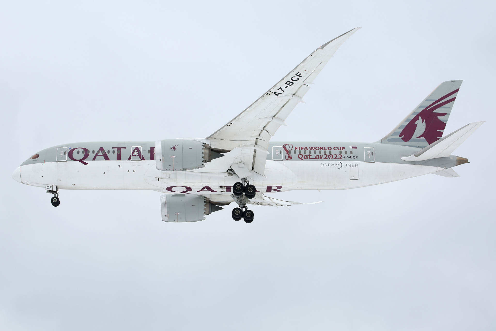 A7-BCF (FIFA World Cup Qatar 2022 livery) (Aircraft » EPWA Spotting » Boeing 787-8 Dreamliner » Qatar Airways)