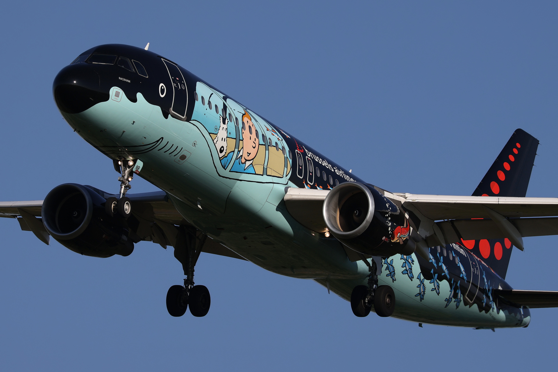 OO-SNB (Belgian Icons - Rackham: Tintin livery) (Aircraft » EPWA Spotting » Airbus A320-200 » Brussels Airlines)