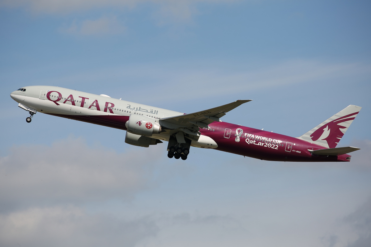 A7-BEB, Qatar Airways ("FIFA World Cup Qatar 2022" livery) (Aircraft » Schiphol Spotting » Boeing 777-300ER)
