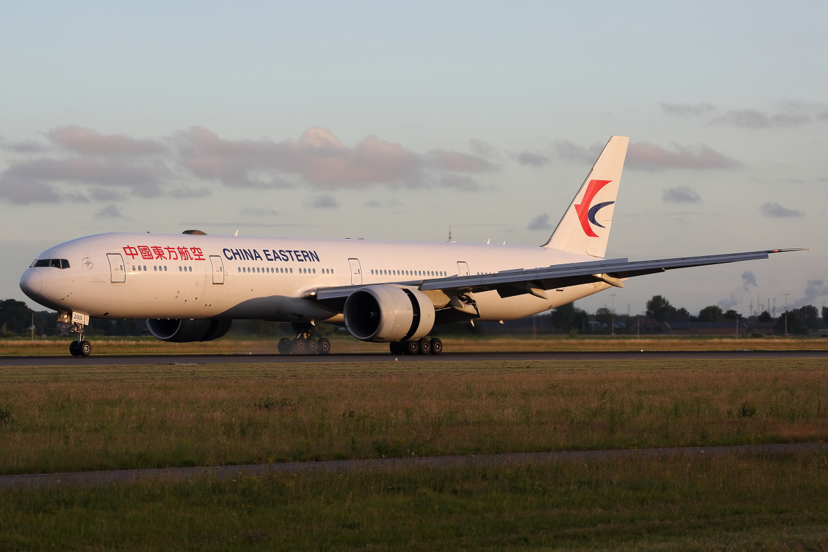 B-2001, China Eastern Airlines (Samoloty » Spotting na Schiphol » Boeing 777-300ER)