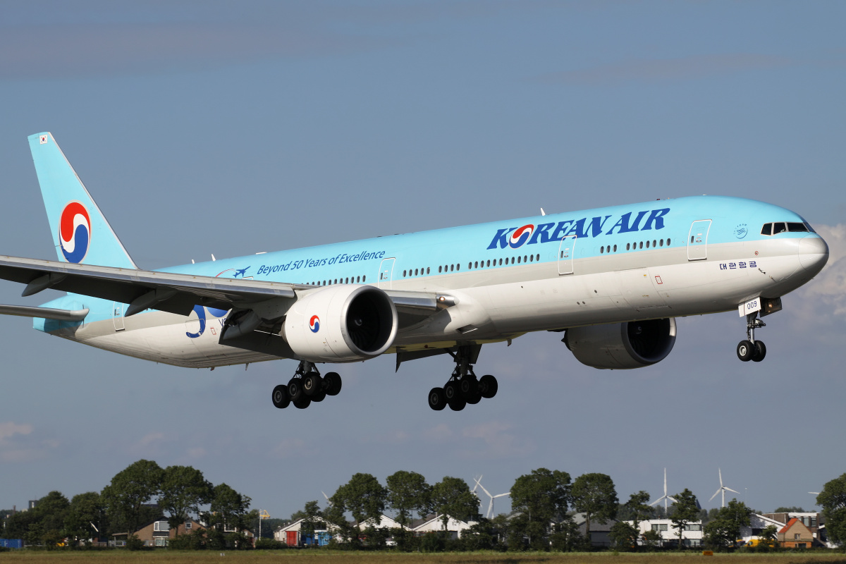 HL8009, Korean Air Lines ("Beyond 50 Years of Excellence" livery) (Aircraft » Schiphol Spotting » Boeing 777-300ER)