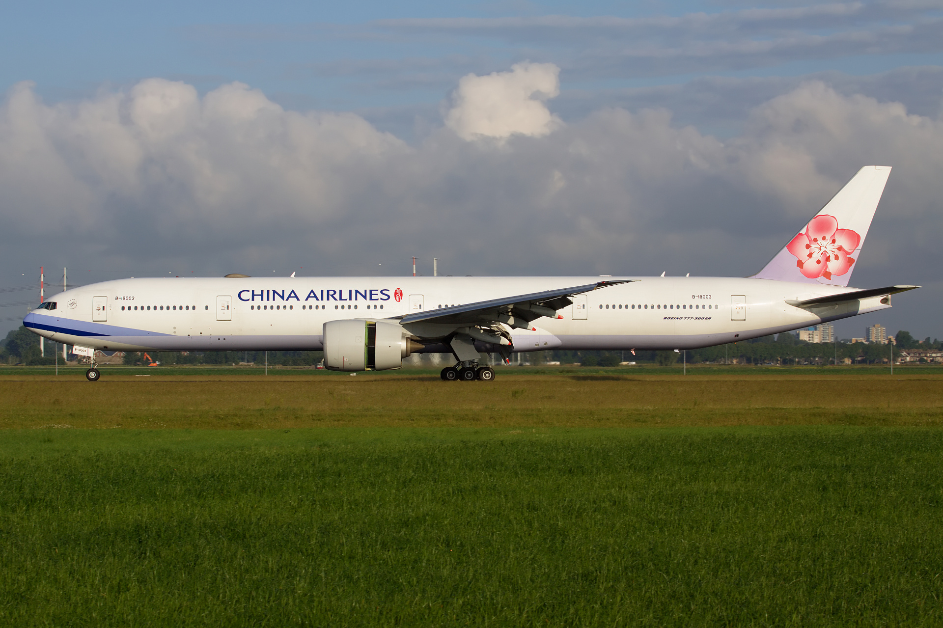 B-18003, China Airlines (Samoloty » Spotting na Schiphol » Boeing 777-300ER)