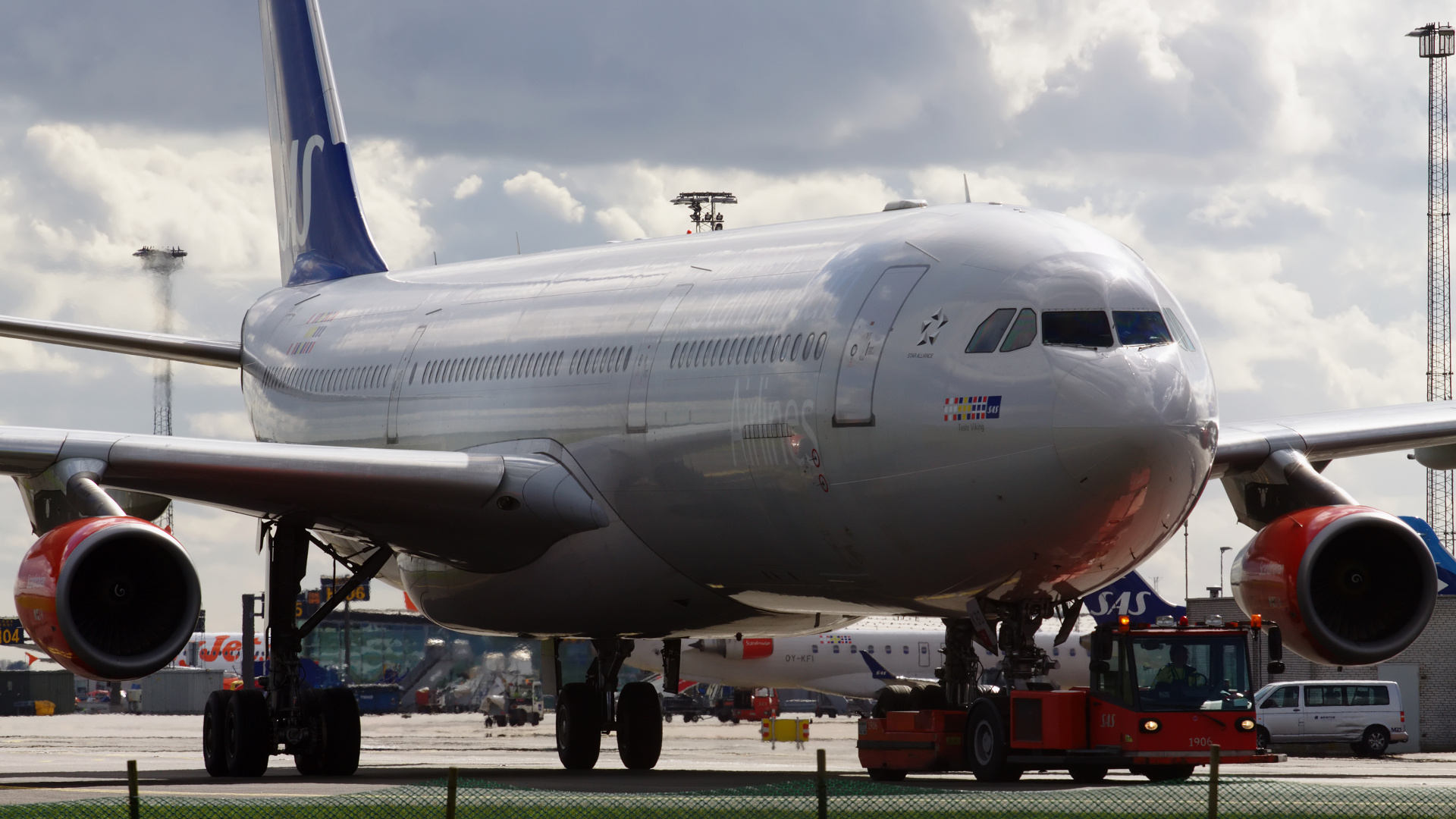 OY-KBD, SAS Scandinavian Airlines (Samoloty » Spotting w Kopenhadze Kastrup » Airbus A340-300)