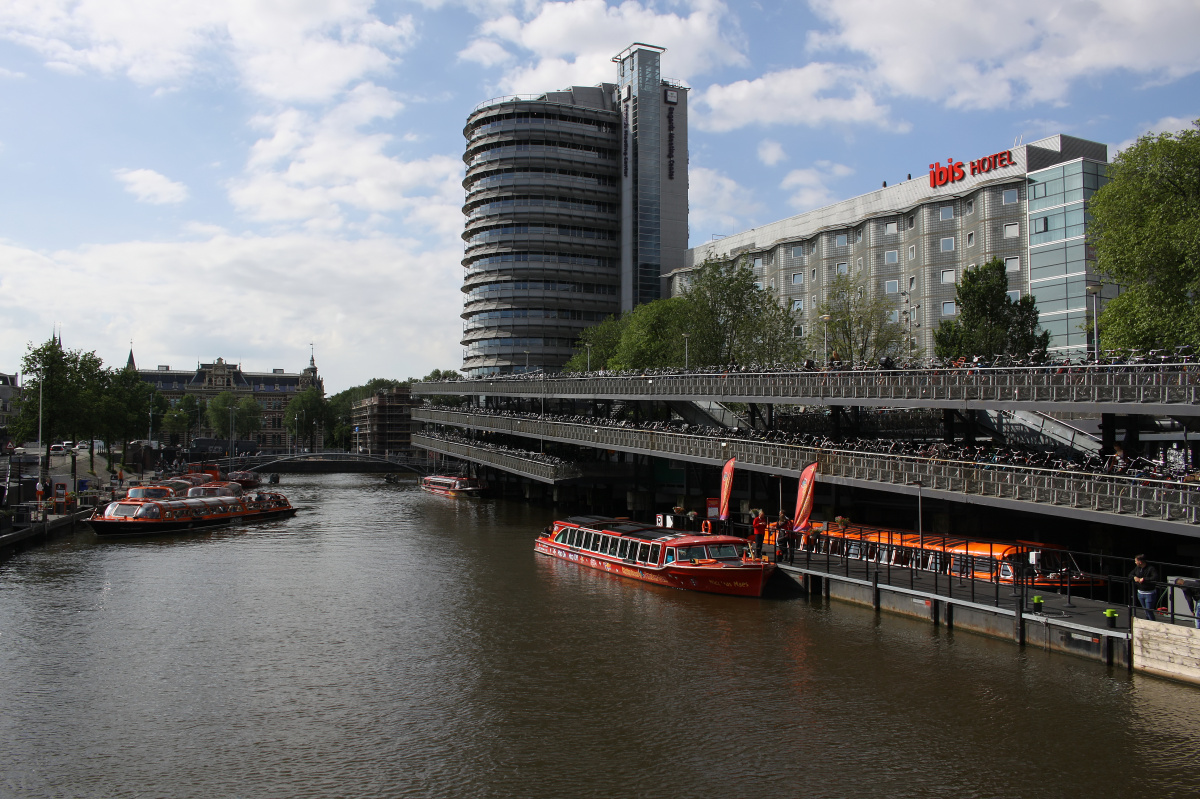 Fietsflat i Srebrna Wieża (Podróże » Amsterdam)