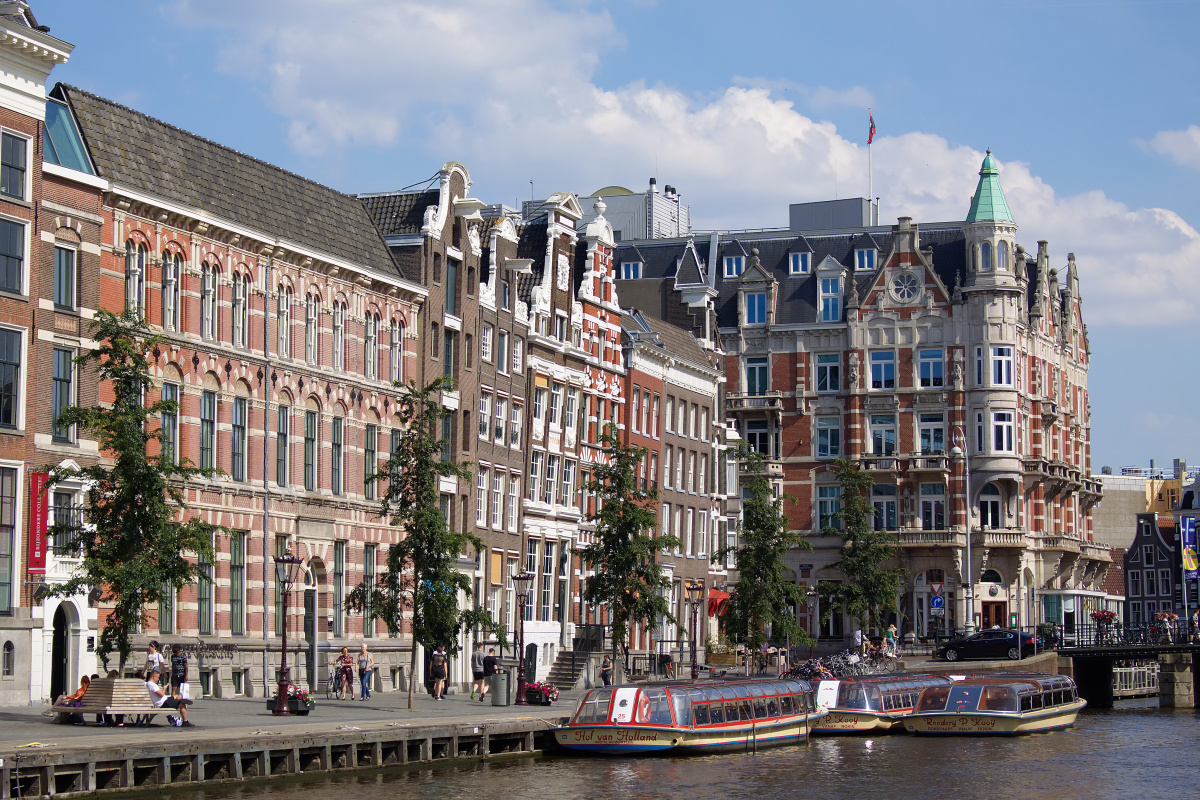 Rokin - Allard Pierson Museum Special Collections building, leaning houses and  De L'Europe Amsterdam