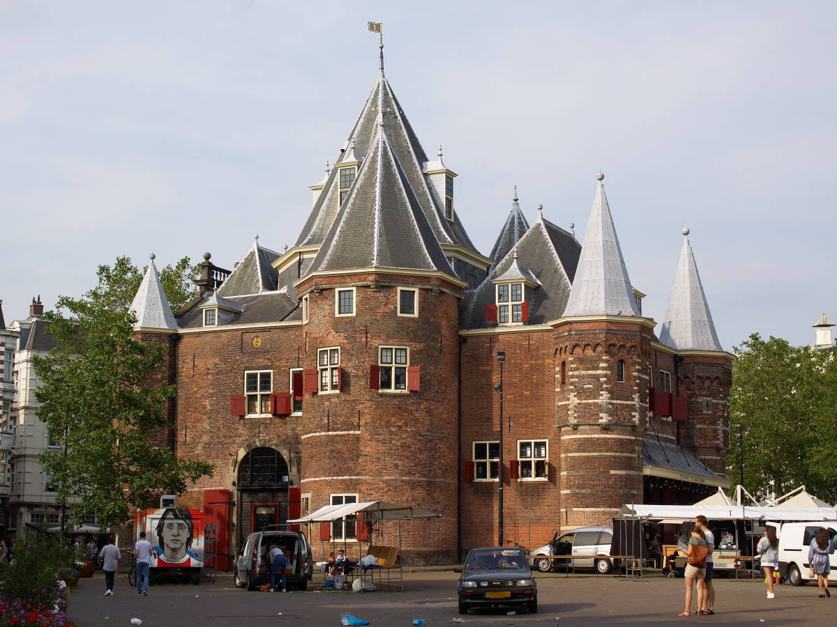 Waag - waga miejska (Podróże » Amsterdam)