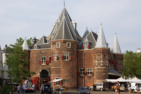 Waag - Weigh House