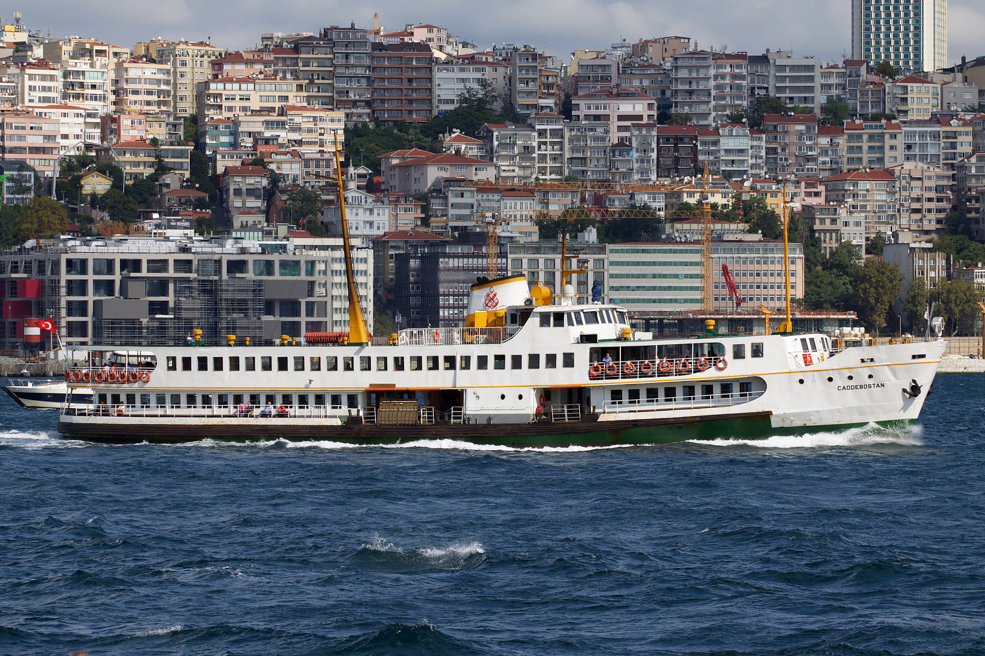 Caddebostan (Travels » Istanbul » Bosphorus » Ships and boats)