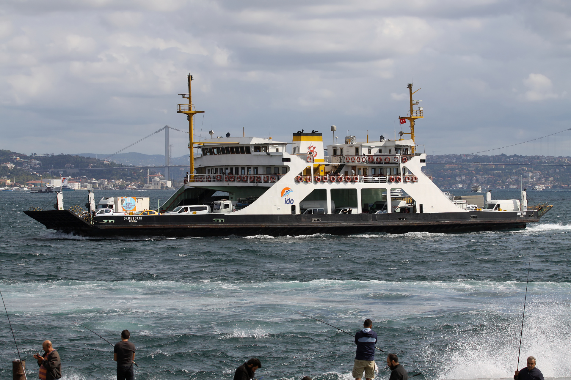 Okmeydani (Travels » Istanbul » Bosphorus » Ships and boats)