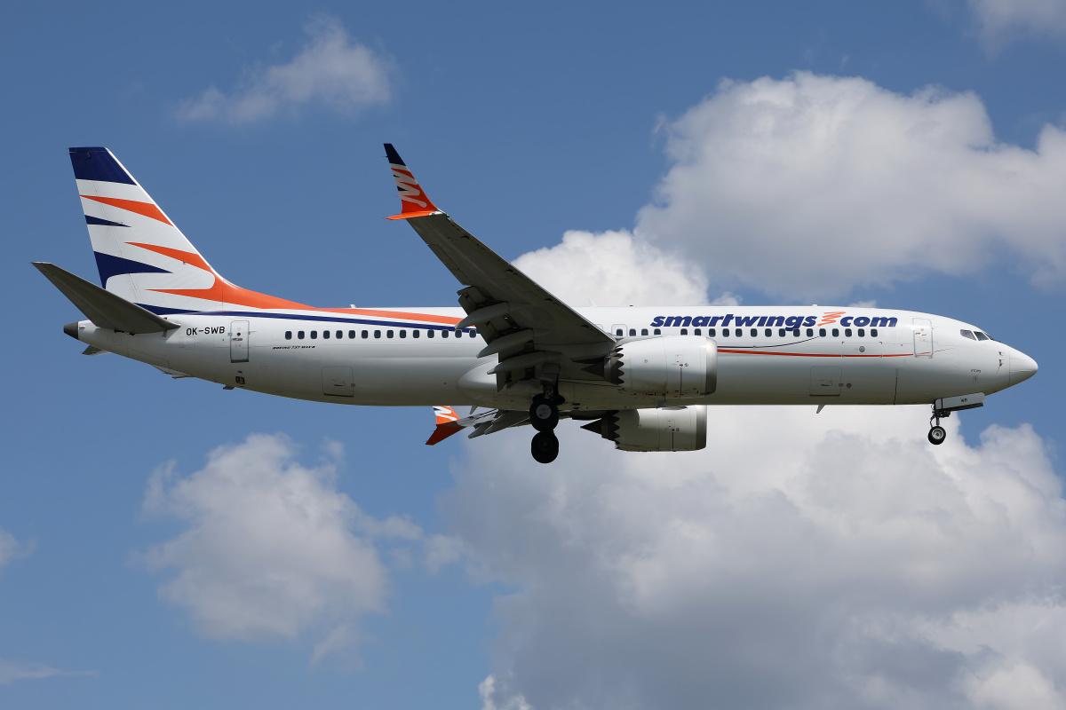 OK-SWB (Samoloty » Spotting na EPWA » Boeing 737-8 MAX » SmartWings)