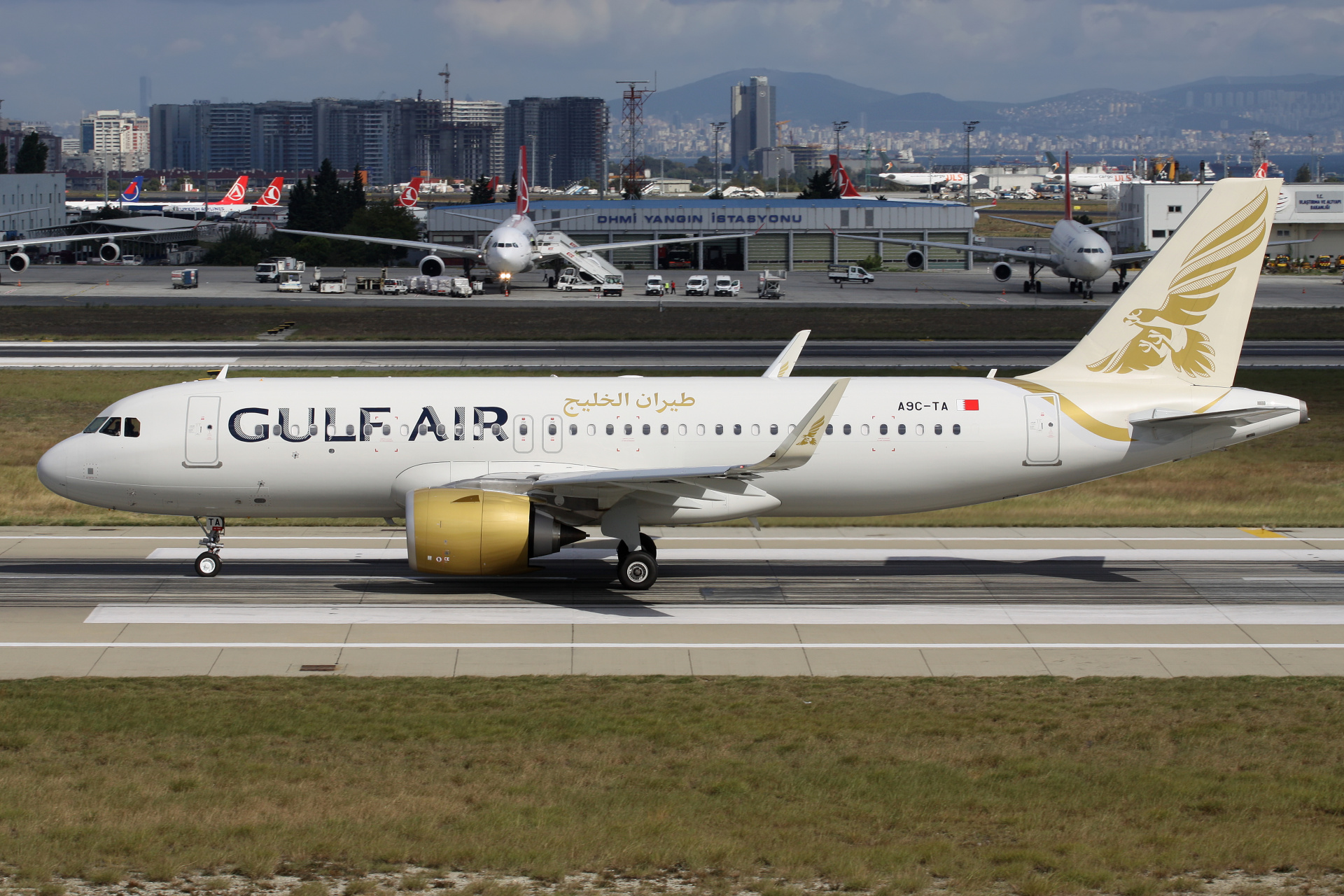 Airbus A320neo, A9C-TA, Gulf Air (Samoloty » Port Lotniczy im. Atatürka w Stambule » różne)