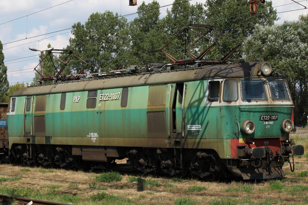 ET22-1107 (Vehicles » Trains and Locomotives » Pafawag 201E)