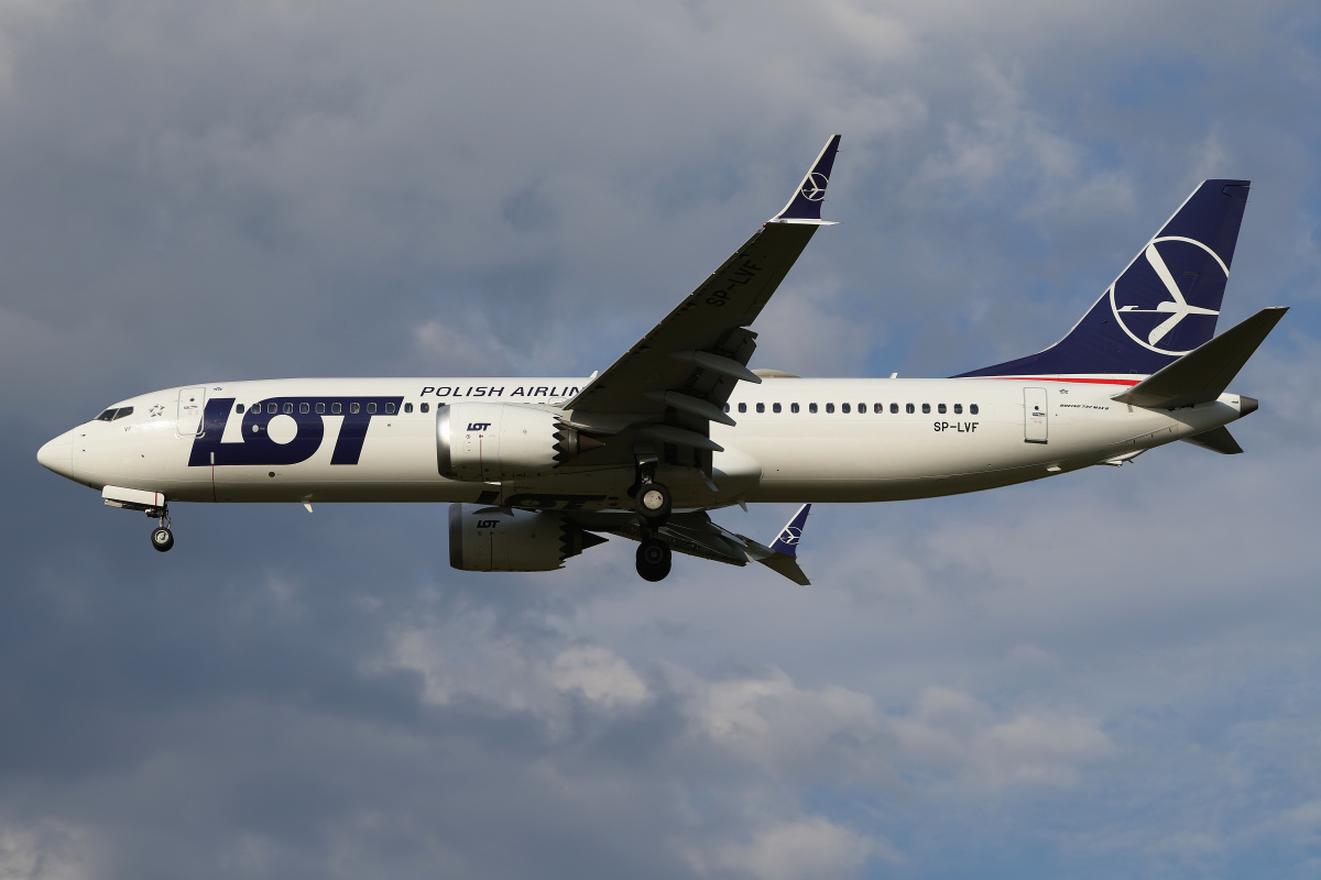 SP-LVF (Samoloty » Spotting na EPWA » Boeing 737-8 MAX » Polskie Linie Lotnicze LOT)