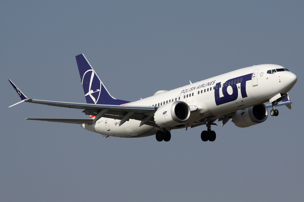 SP-LVB (Aircraft » EPWA Spotting » Boeing 737-8 MAX » LOT Polish Airlines)