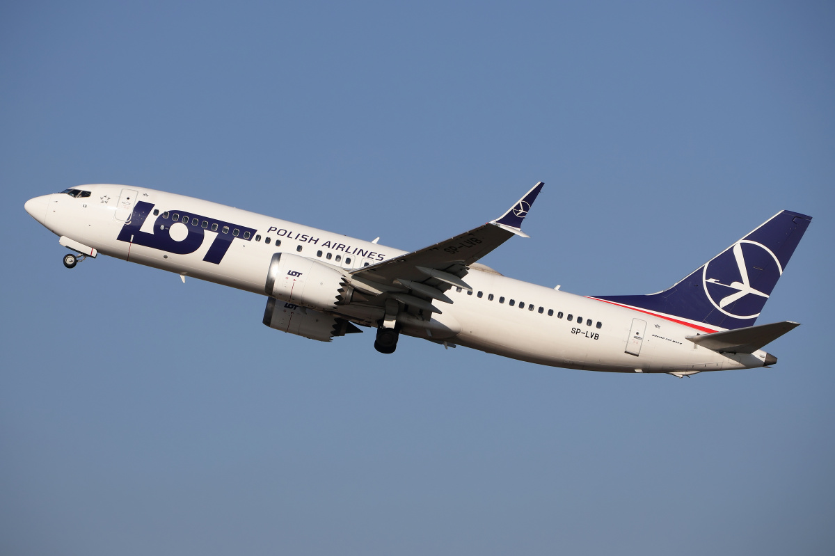 SP-LVB (Aircraft » EPWA Spotting » Boeing 737-8 MAX » LOT Polish Airlines)