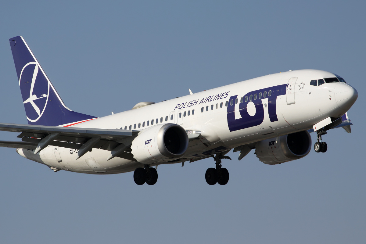 SP-LVF (Samoloty » Spotting na EPWA » Boeing 737-8 MAX » Polskie Linie Lotnicze LOT)
